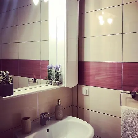 Modern Studio2 Apartment